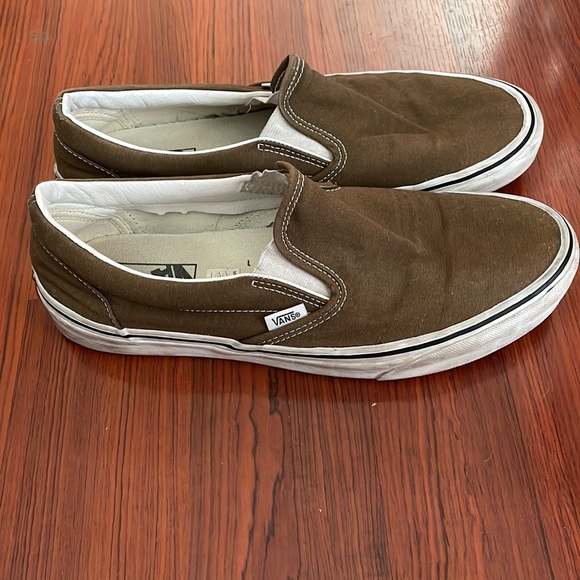 Brownish Green men’s slip on vans - Picture 3 of 5